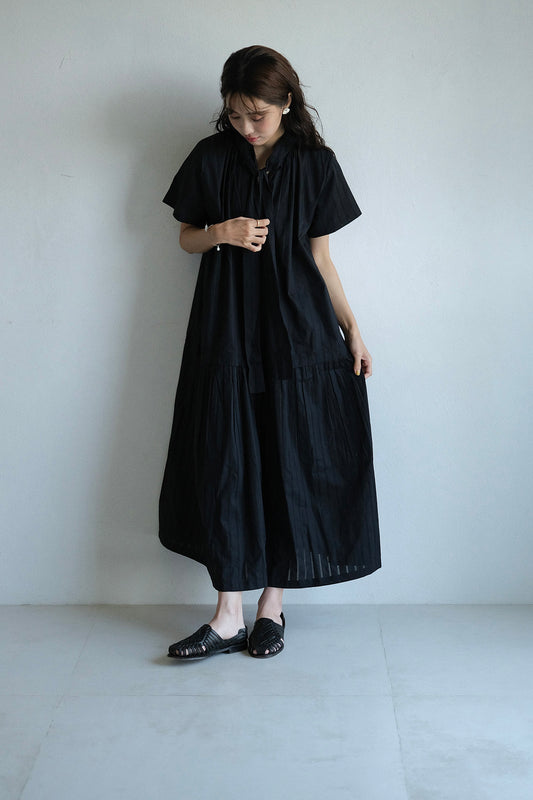 唐新雅 Xinya Tang - 絲巾領條紋短袖洋裝(3 colors)