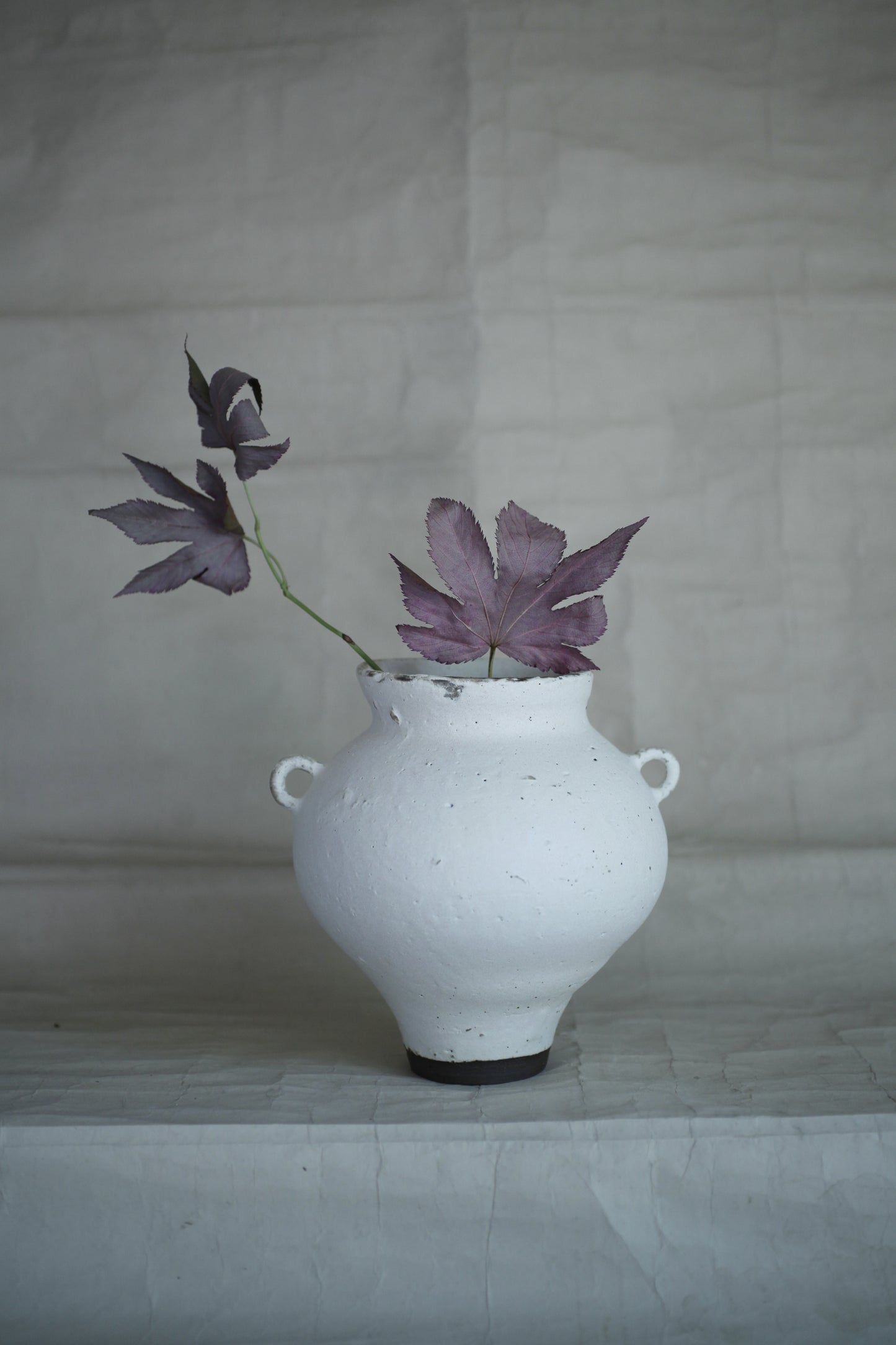 望氣 杏白釉花器(B)