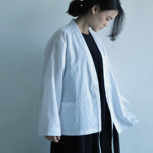 唐新雅 Xinya Tang - 羽織格紋薄外套(白)