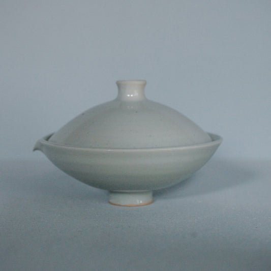 楊育睿 青白瓷寶瓶壺