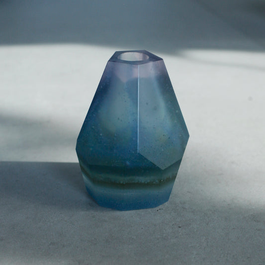 沖田奈央-錐角晶體花器