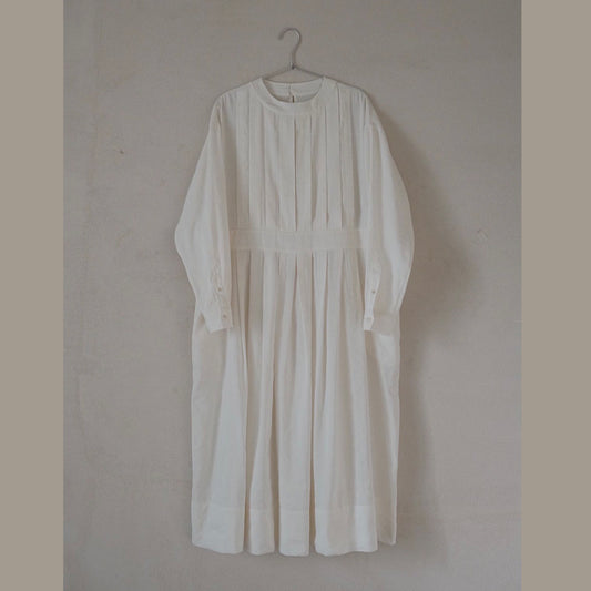 任飢餓-真絲亞麻箱褶背扣連衣裙