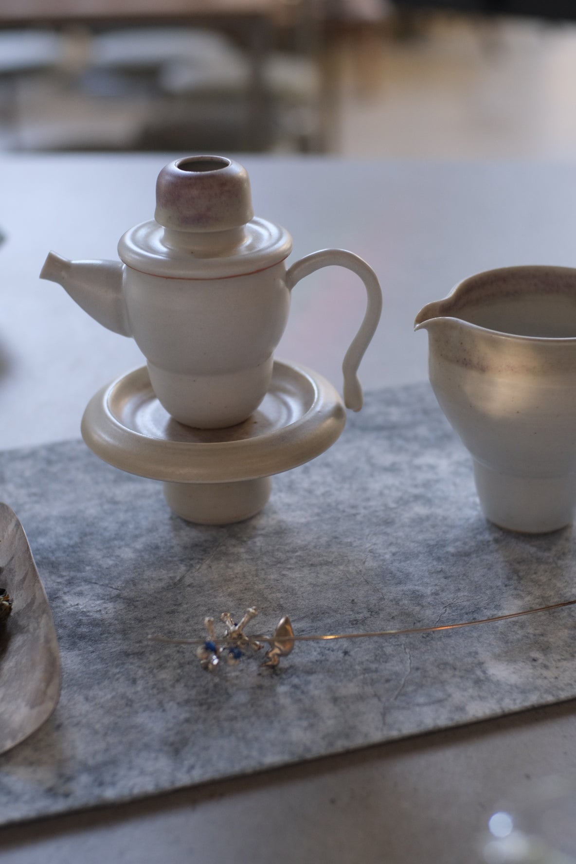 楊育睿 蘭・らん 瓷土盤皿台 06