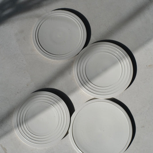 楊育睿 青白瓷茶盤皿