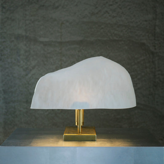 蔡宜芳x伏流物件 骨瓷低款桌燈(白)