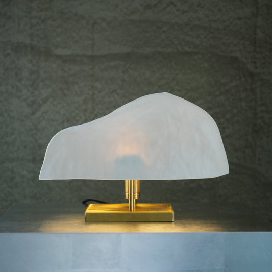 蔡宜芳x伏流物件 骨瓷低款桌燈(白)