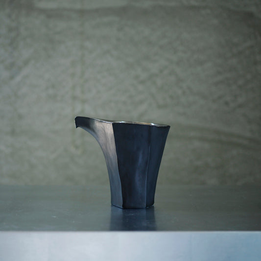 蔡宜芳 瓷土茶海(黑)