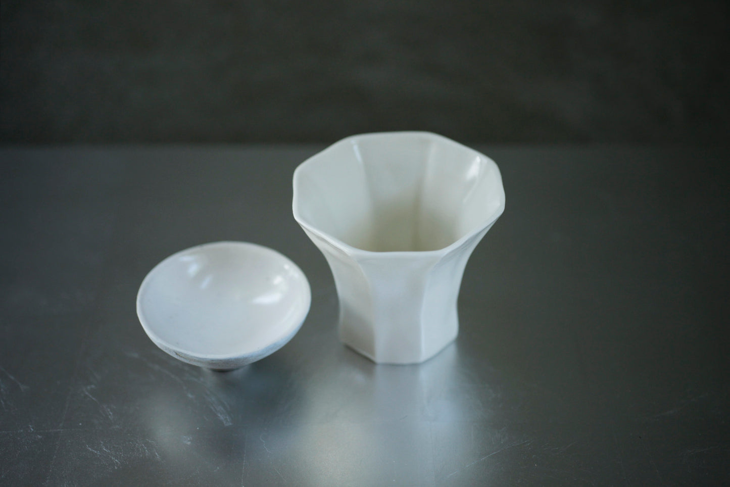 蔡宜芳 瓷土蓋碗(銀白)