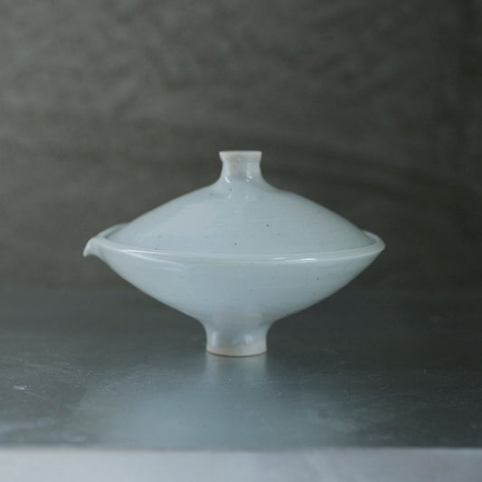 楊育睿 青白瓷寶瓶壺