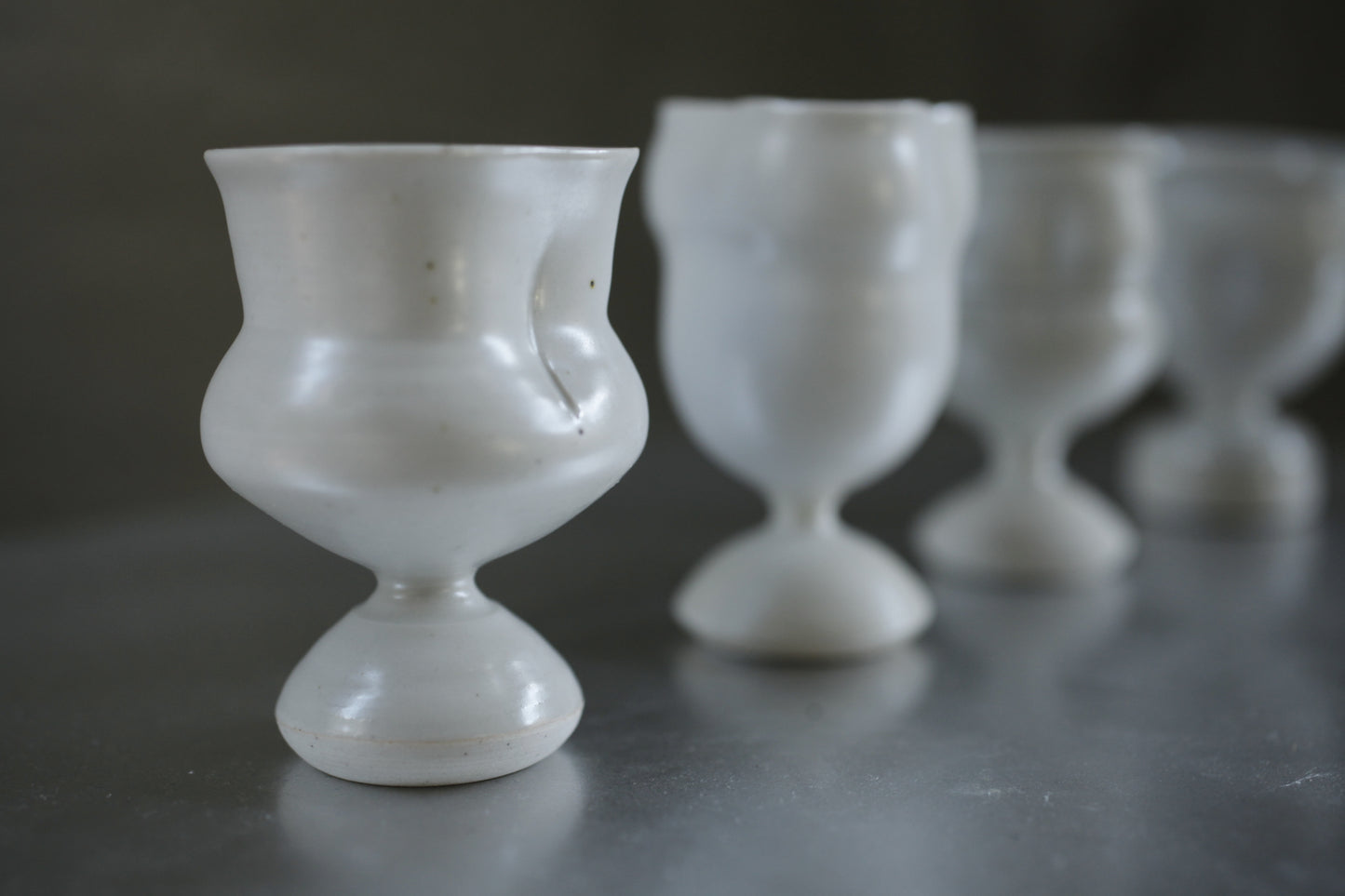 楊育睿 蘭・らん 瓷土瓣形高足茶杯(無斑) 4-7