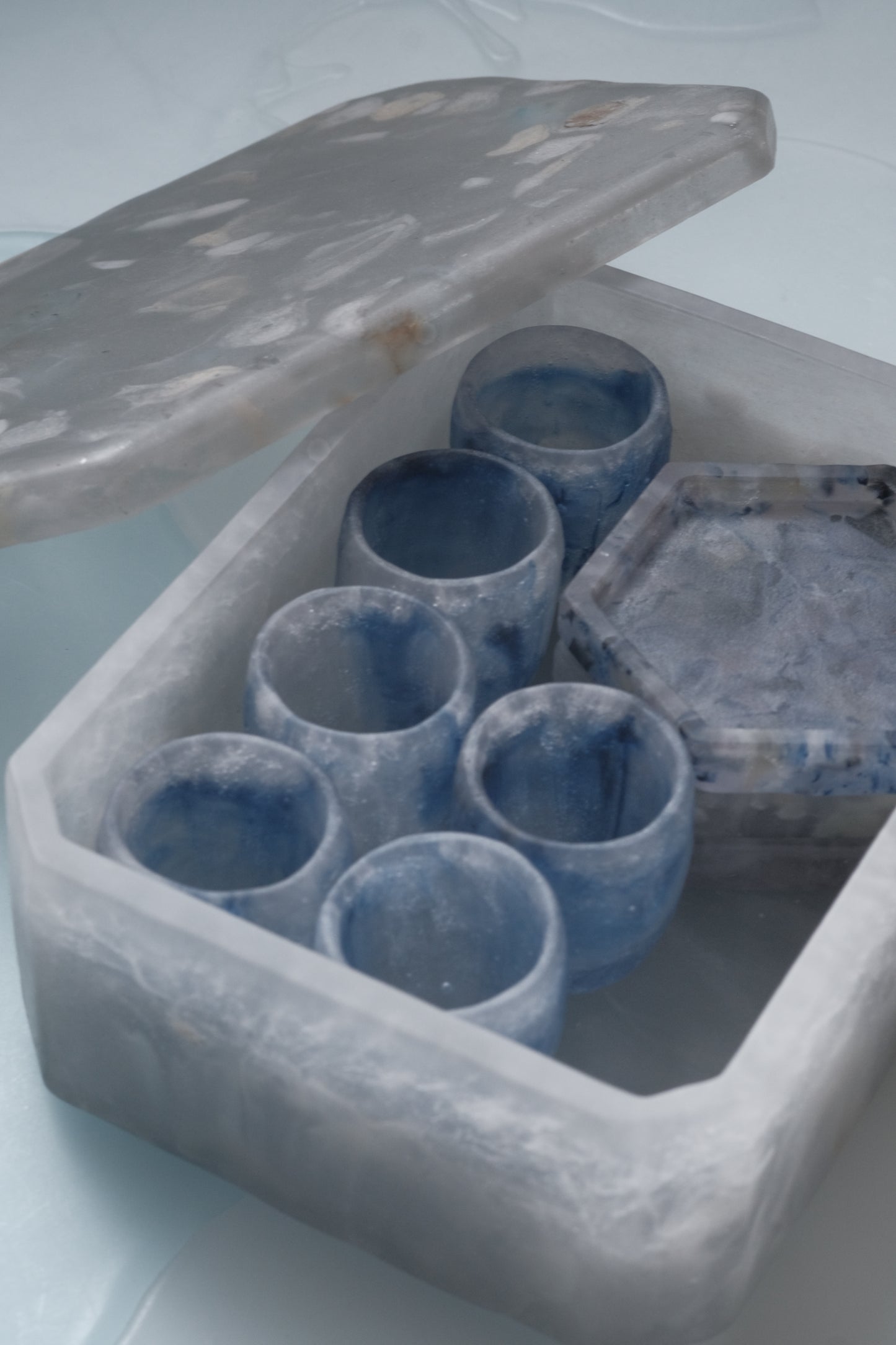 佐藤幸惠 鑄造玻璃茶杯-海藍