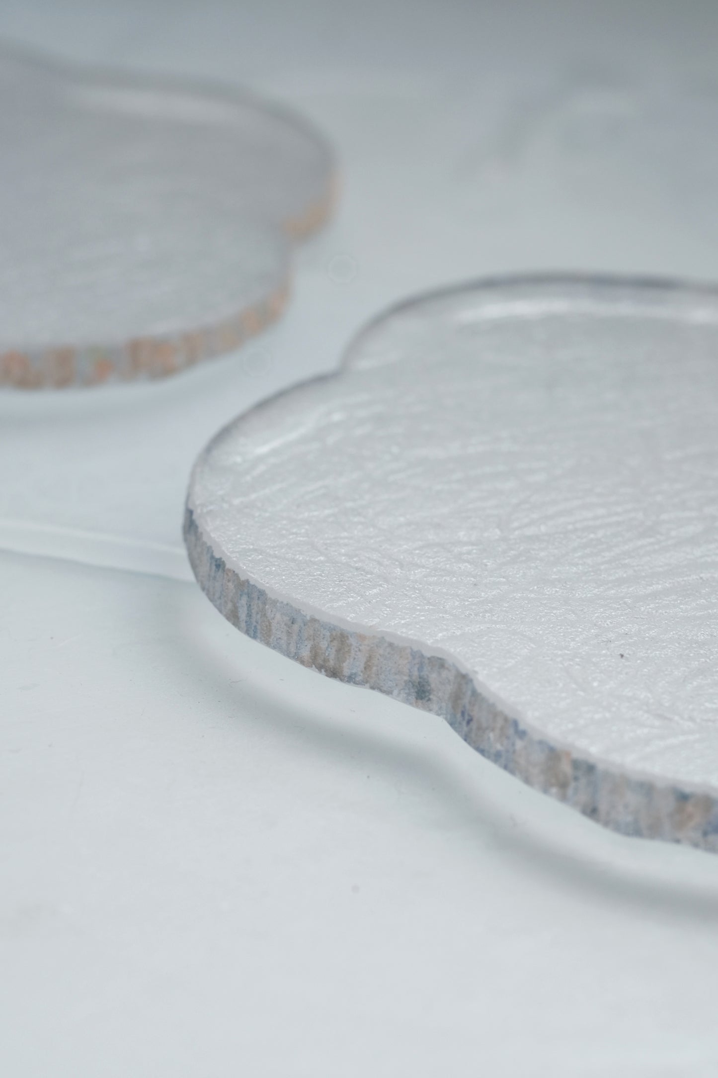 佐藤幸惠 鑄造玻璃平皿-積雨雲