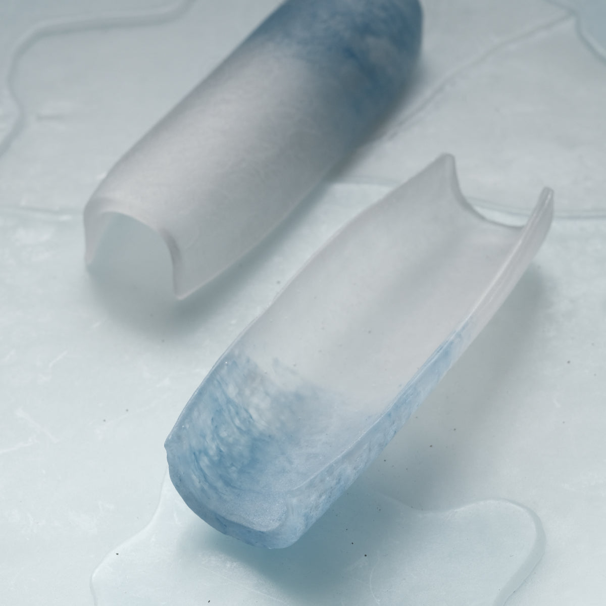 佐藤幸惠 鑄造玻璃茶則-水藍