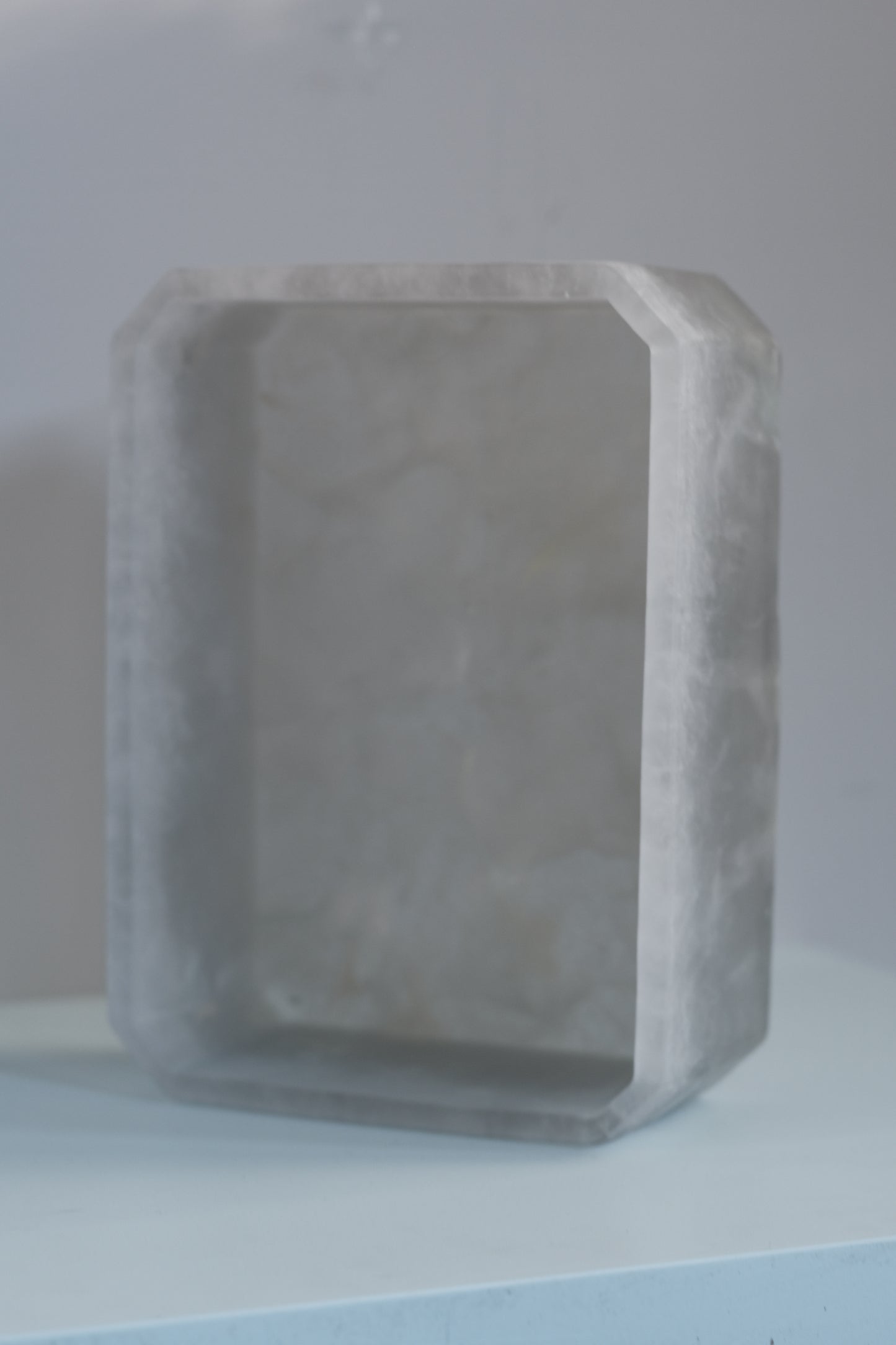 佐藤幸惠 鑄造玻璃蓋物-四角