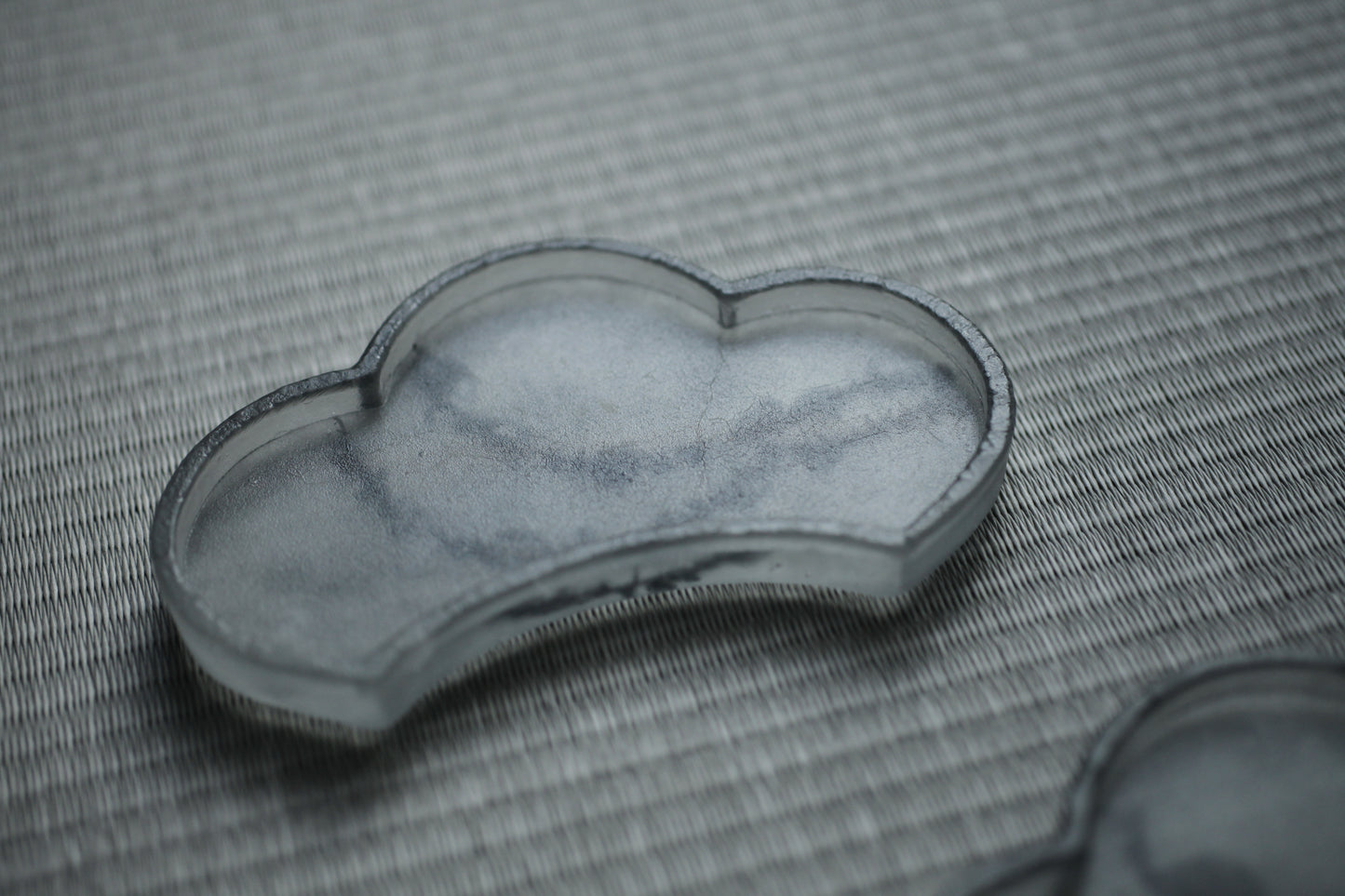 佐藤幸惠 鑄造玻璃菓子皿-松形