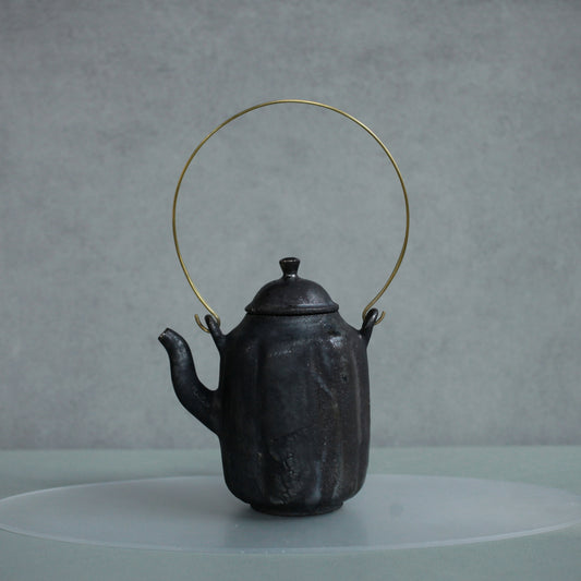 蕭風 柴燒提樑壺-流韵