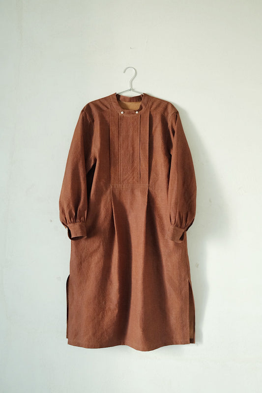 任飢餓-真絲薯莨染古布法式長衫