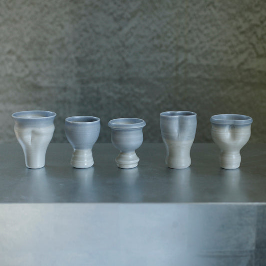 楊育睿 蘭・らん 瓷土唇瓣茶杯(藍) 11-15